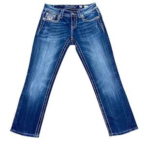 Miss Me Low Rise Distressed Stretch Capri Jeans Size 26x25 EUC
